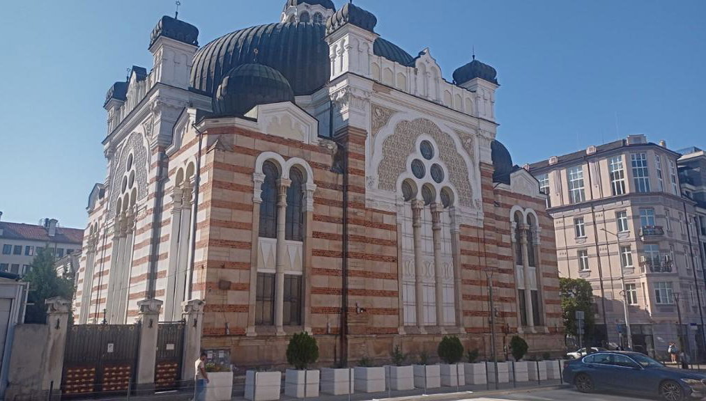 Sofia City Walking Tour with Tasting – 2-Hour Guided Experience - Foto 1