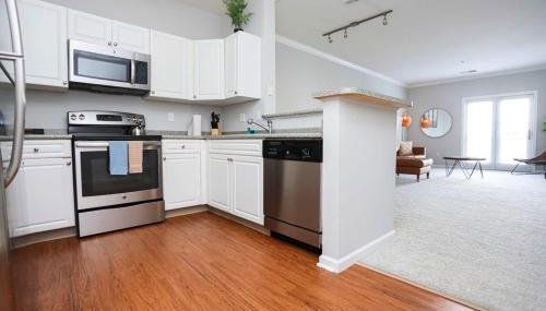 Comfortable Apartment with Pool Gym & other Amenities #3304 - Foto 5