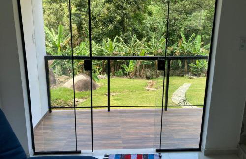 Casa de Campo em Lumiar com corrego ,lareira e churrasqueira - Foto 14