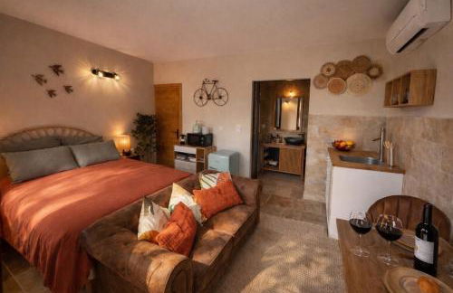 Studio cosy à Lagnes avec Piscine au milieu des oliviers - Foto 10