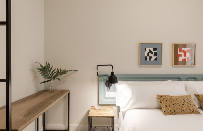 Aspasios Gracia Apartments - Photo 4