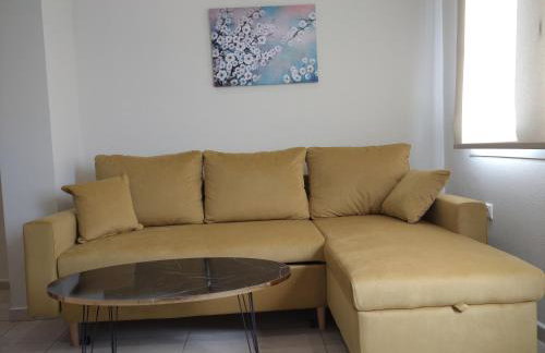 Oasis Apartments - Photo 14