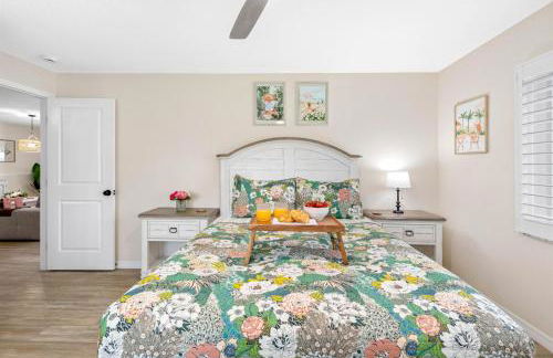 Brand New Saltwater Pool! - Waterfront Canal - Luxury Home - Foto 35