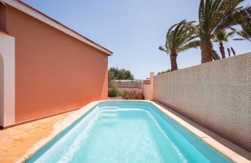 Home2Book Quiet Villa with Private Pool - Photo 22