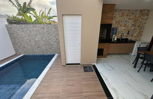 Casa de Temporada com Piscina e Área Gourmet Toda montada - Foto 9