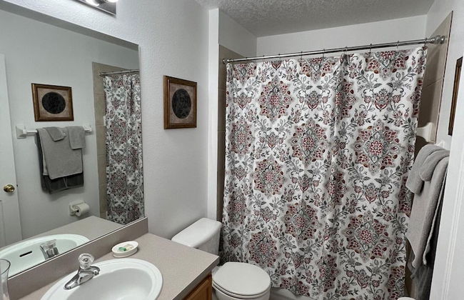 Grand Luxury 4BD Pool Home Disney Universal - Foto 9