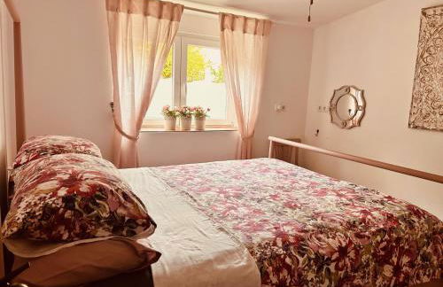 Luxury 2 bedroom Garden Apartment - Foto 20