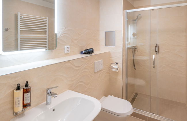 City Nest Apartments by Adrez Living - Foto 49