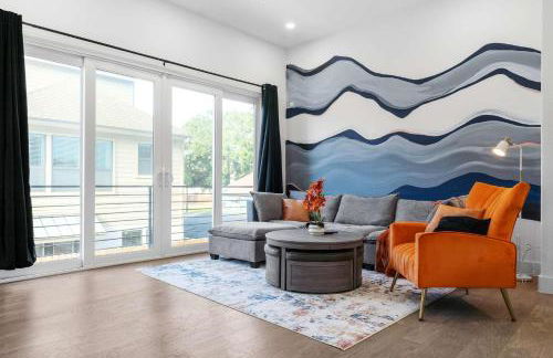 Spacious Houston 3Bed3 Bath Family Townhome - Photo 6