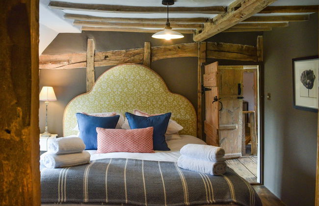 Retreat East - Photo 23