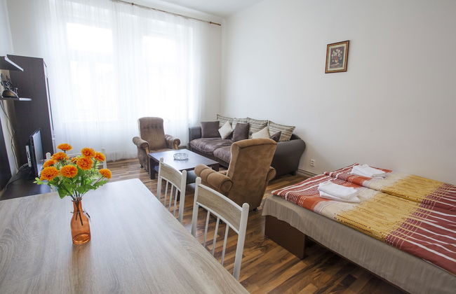 Downtown Apartments Prague - Photo 6