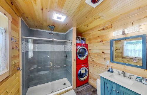 Hemlocks Over Muir in Rogers KY - Hot Tub & WiFi - Foto 13