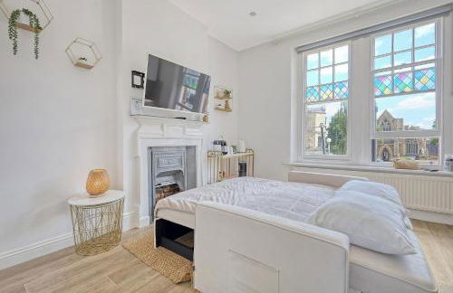 The Nook - Wanstead gem! Bright, cosy & immaculate 1 bed apartment on the high street! - Foto 7