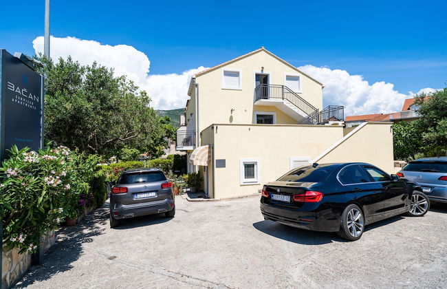 Bacan Serviced Apartments - Photo 41