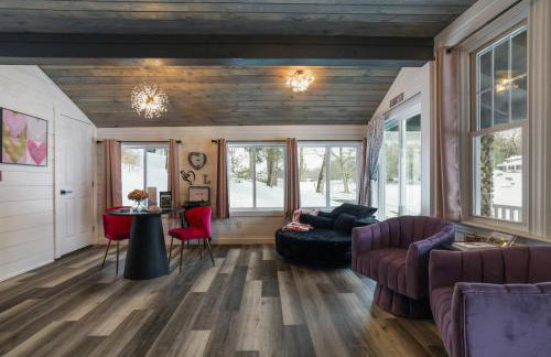 Lakefront Couples Retreat in the Poconos - Foto 15