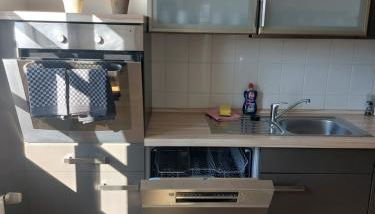 maremar - 116qm mit 2 Schlafzimmern - Perfekt für Familien - Holzmarkt - Luxus Boxspringbetten - Küche - Balkon - Arbeitsplätze - Foto 5, stove