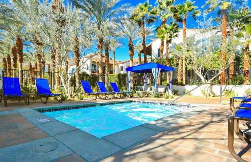 Luxury 1BR Suite Living Room, Patio, Fp & Kitchen, 12 pools -Legacy Villas - Photo 6