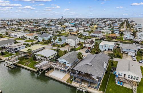 Charming canal side home with gorgeous views - Foto 47