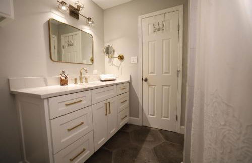 The Ranch at CityCentre ```` Luxury 3BR Villa with Private Pool, Spa & Gourmet Kitchen ```` - Foto 60