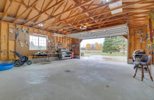 The Country House - Kalkaska Retreat with Fire Pit - Foto 37