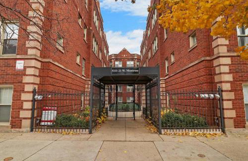 Cozy 2BR Apt - Perfect for a Seamless Stay - Montrose 1A - Foto 18