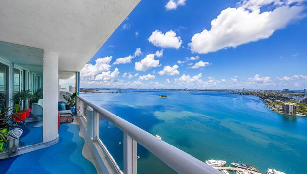 Disco Cloud Condo in Miami - Foto 4, Habitación