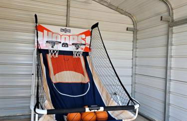 Modern Cabin with Arcade, Foosball Table and Fire Pit in Meadview, Arizona - Foto 54