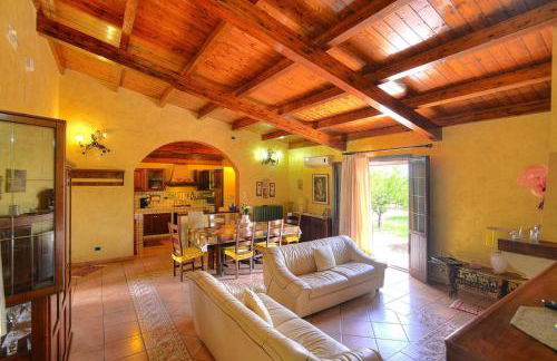 Villa in Sicily with Private Pool & Garden - Foto 7
