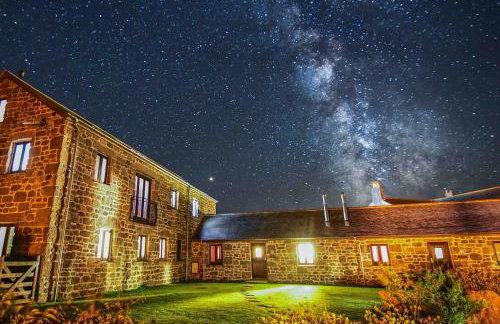Sennen Cove, The Hedgerows, near 14 beaches, - Photo 1