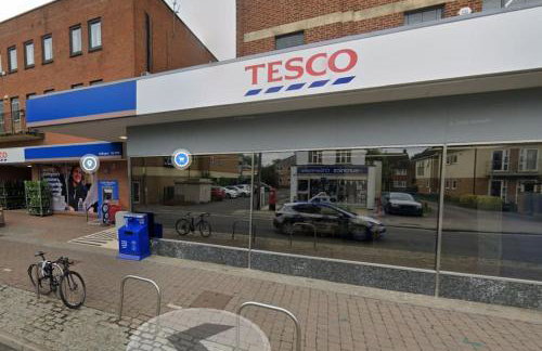 3-Bedroom spacious House, Private garden, Prime location, WiFi, Netflix - Foto 52