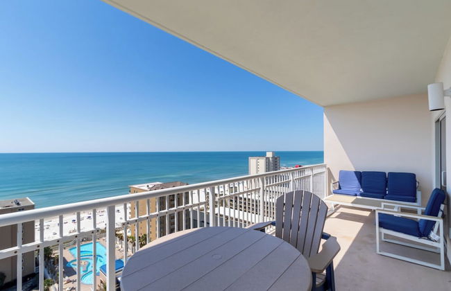 Crystal Tower Comfort Condos by Hosteeva - Foto 69