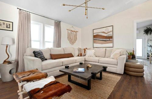 La Casa Fortuna| Hot tub • Cowboy pool • 5 acres - Foto 15