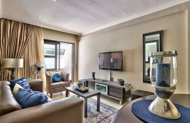 Bay Point Apartment on Beach Road - Photo 14