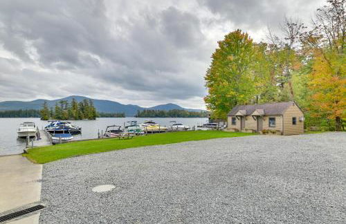 Lake George Waterfront Cabin with On-Site Marina! - Foto 1