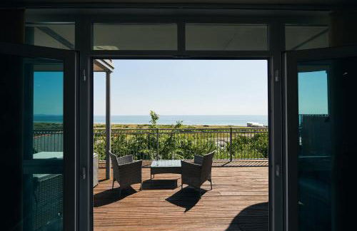 Cliff Haven "Dogs go free" - Photo 5