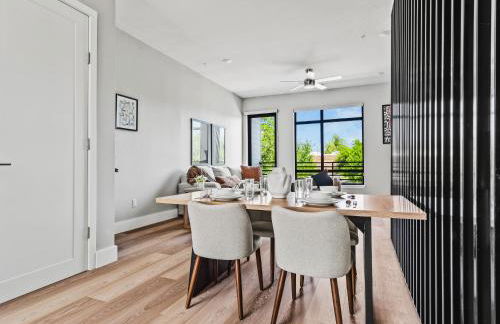 Stunning New Modern Magnolia Townhome - Foto 5