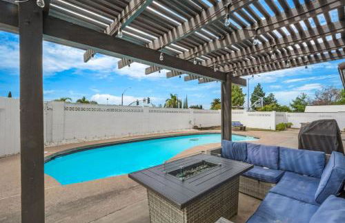 VaCaTiOn Pool FirePit PoolTable CloseToFwy - Foto 43