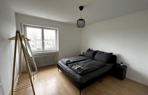 LOOT LARGE /Stadtrand /Parkplatz - Foto 28