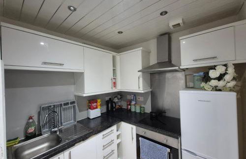 Cosy and Bright 3-bedroom flat - Foto 51