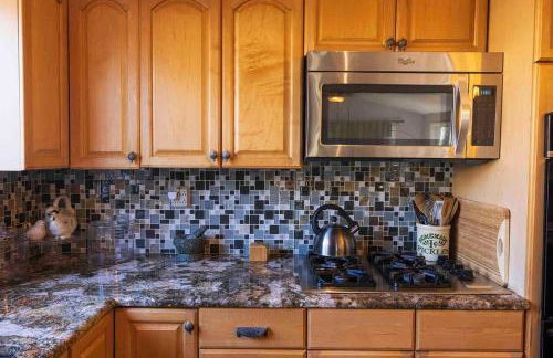 Near SoCal sports complex, Frontwave Arena-Sold - Foto 9