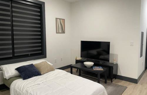 Free Indoor Parking 25 Minutes to NYC - Foto 17