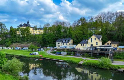 Ferienwohnung Riverside Resort idyllisch direkt an der Lahn - Foto 1