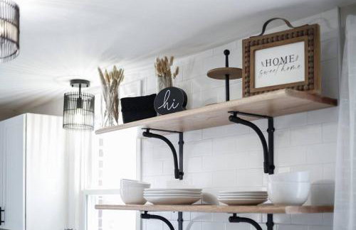 Touchdown Bungalow-Charming HOF Village Home - Foto 23