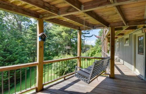 Stunning Dillard Home with Yard in Sky Valley! - Foto 27