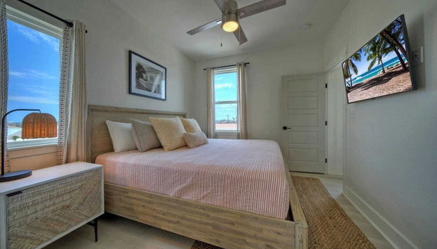 Seas The Bay by Avantstay In-town Private Pool - Foto 2, Habitación