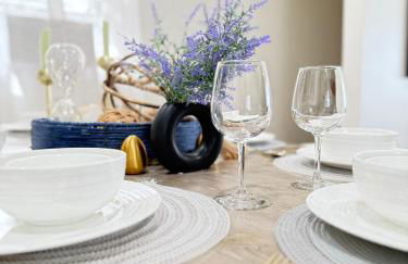 Urban Oasis I Stylish Getaway to NYC with Parking - Foto 34