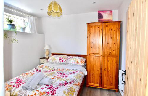 Spacious cottage in the village of Wembury - Foto 36