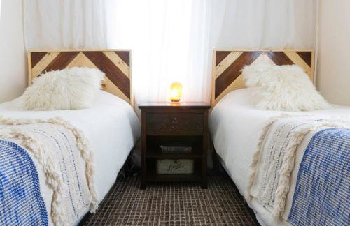 Private Classy 2nd Flr 3 Bed Apt Near Downtown - Foto 1