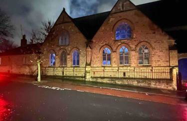 4 Bedroom House, Central City Location - Photo 10