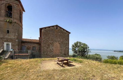 Stunning Apartment In San Feliciano - Foto 31